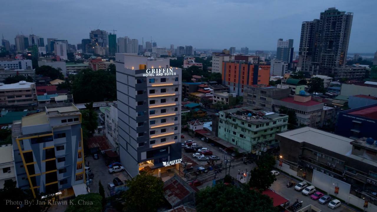 Griffin Hotel And Suites Cebu Exterior foto